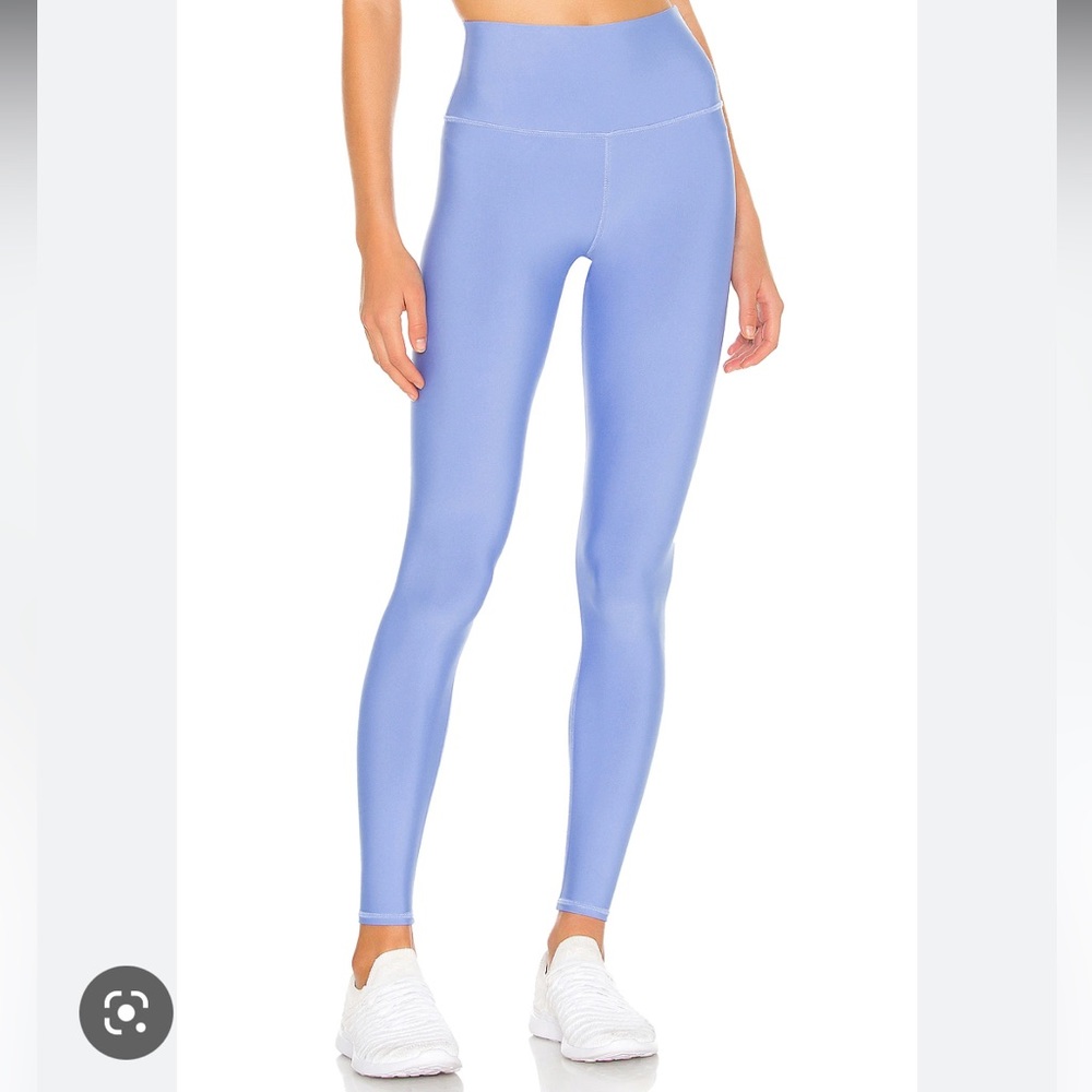 ALO YOGA  AirLift Leggings in Marina